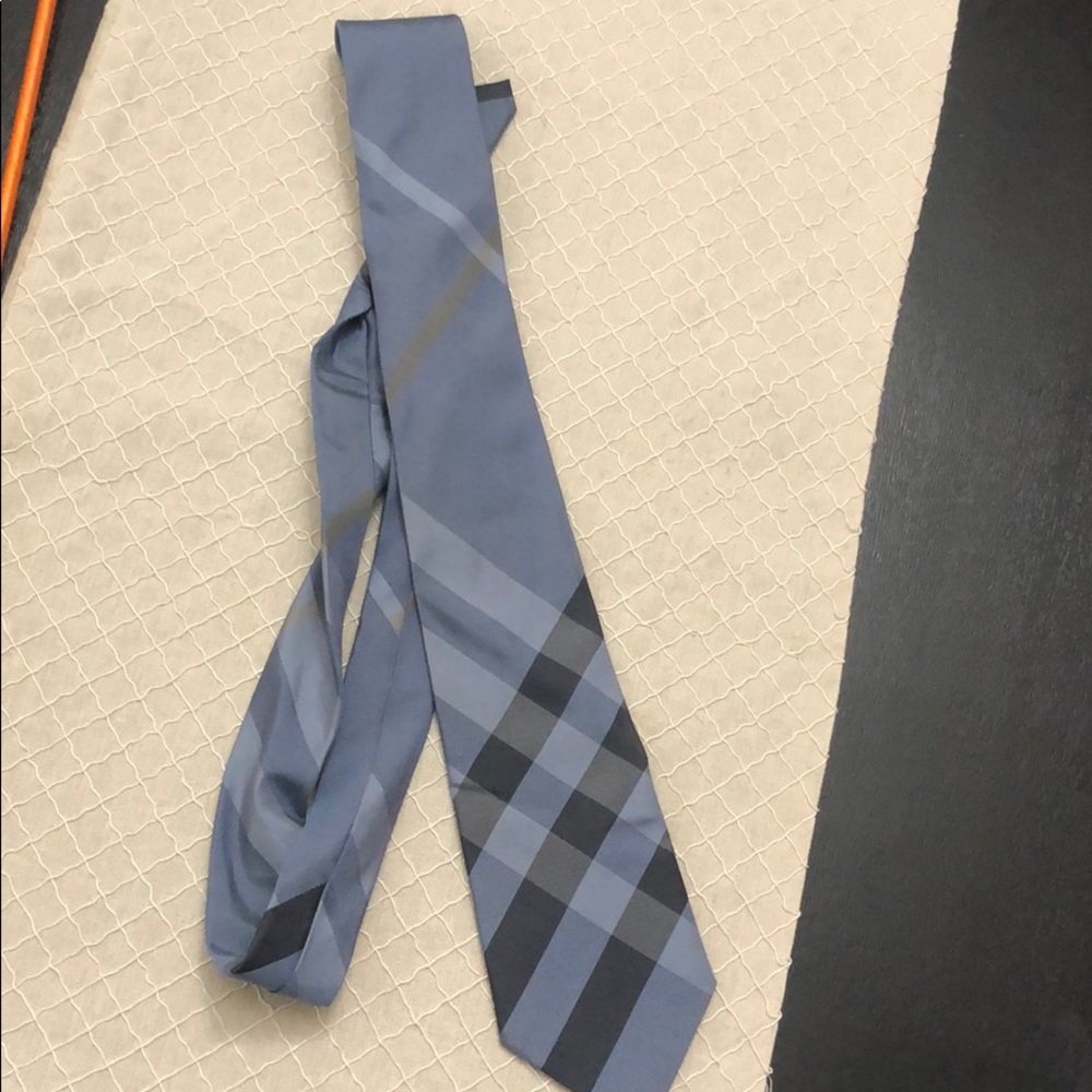 Tie